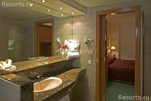 Husa Acacia Aparthotel 8